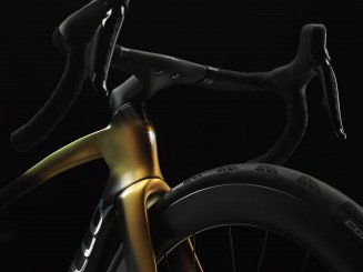 DOGMA F SRAM RED ETAP AXS